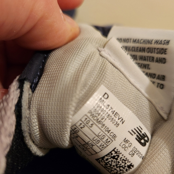 Shies - Picture 4 of 4